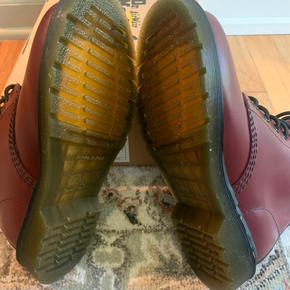 Dr Martens Brand New Never Worn - Picture 3 of 5